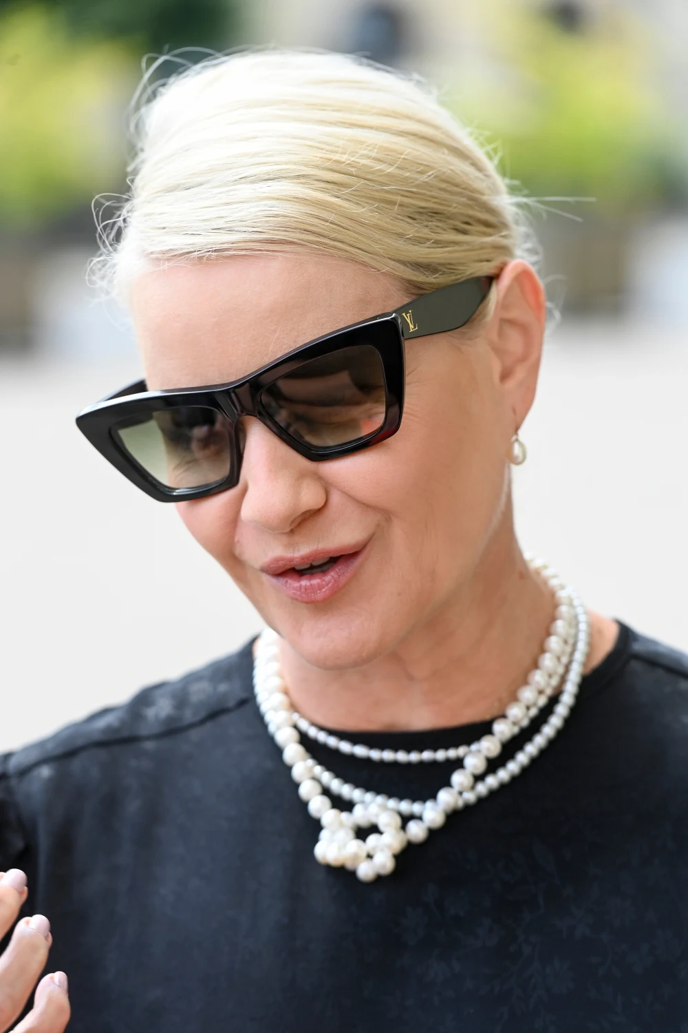 Małgorzata Kożuchowska przed mszą w intencji Jerzego Stuhra