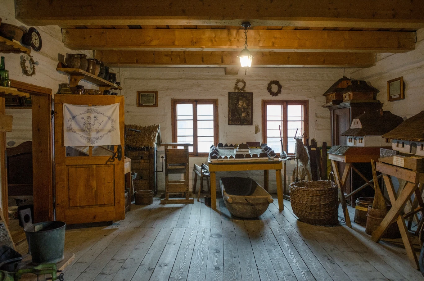 Turyści odwiedzający Lanckoronę powinni odwiedzić Muzeum Etnograficzne Ziemi Lanckoronskiej