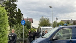 Funkcjonariusze niemieckiej policji weszli we wtorek o 6 rano do siedziby magazynu "Compact" i domów osób silnie z nim związanych