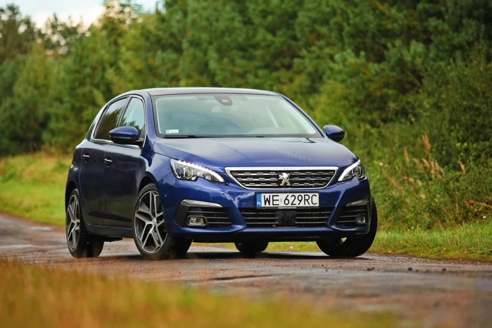 Stellantis przedłuża gwarancję na silniki 1.2 Pure Tech. Lista marek, modeli i roczników objętych nową gwarancją Stellantis przedłuża gwarancję na silniki 1.2 Pure Tech. Lista marek, modeli i roczników objętych nową gwarancją