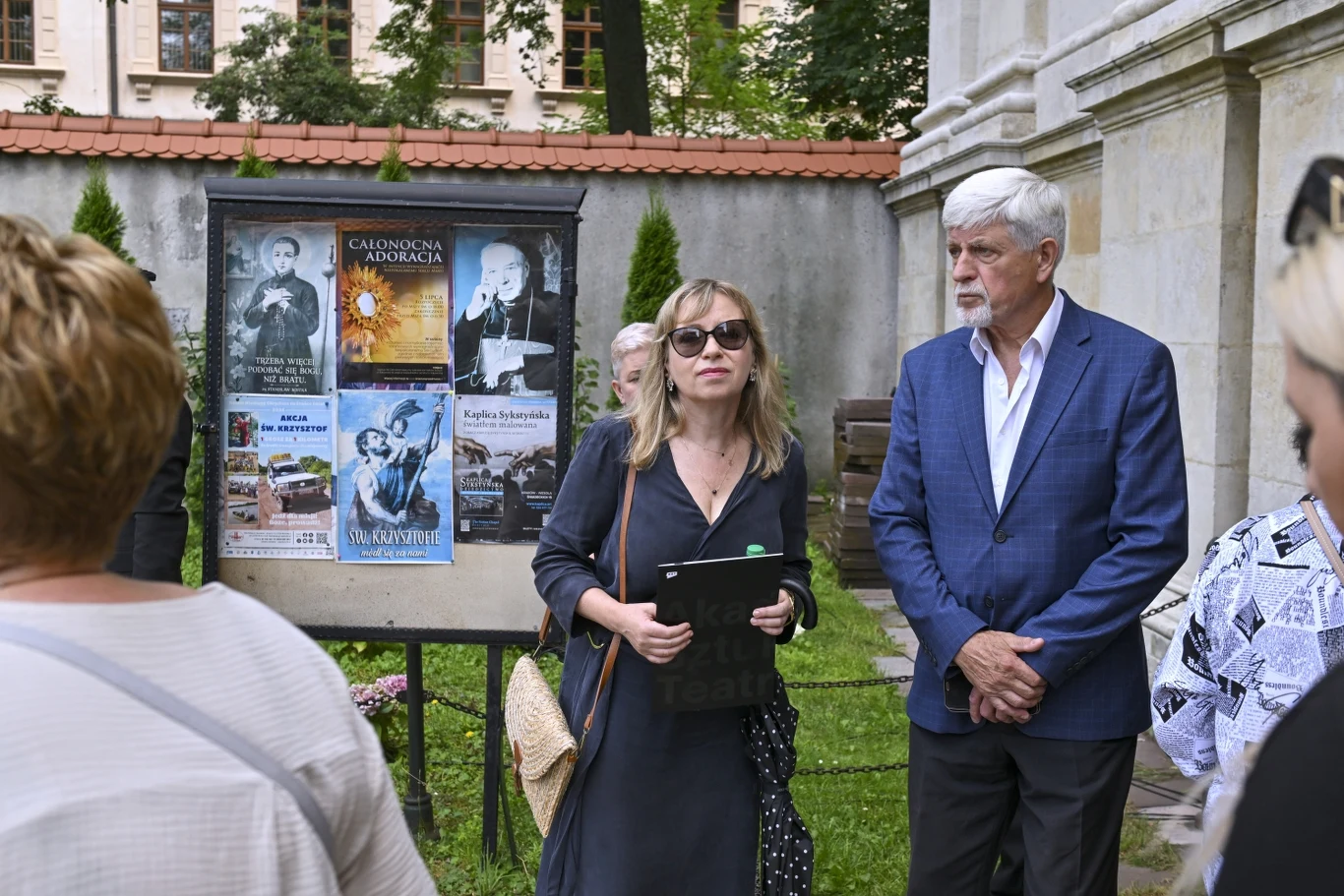 Dorota Segda na pogrzebie Jerzego Stuhra