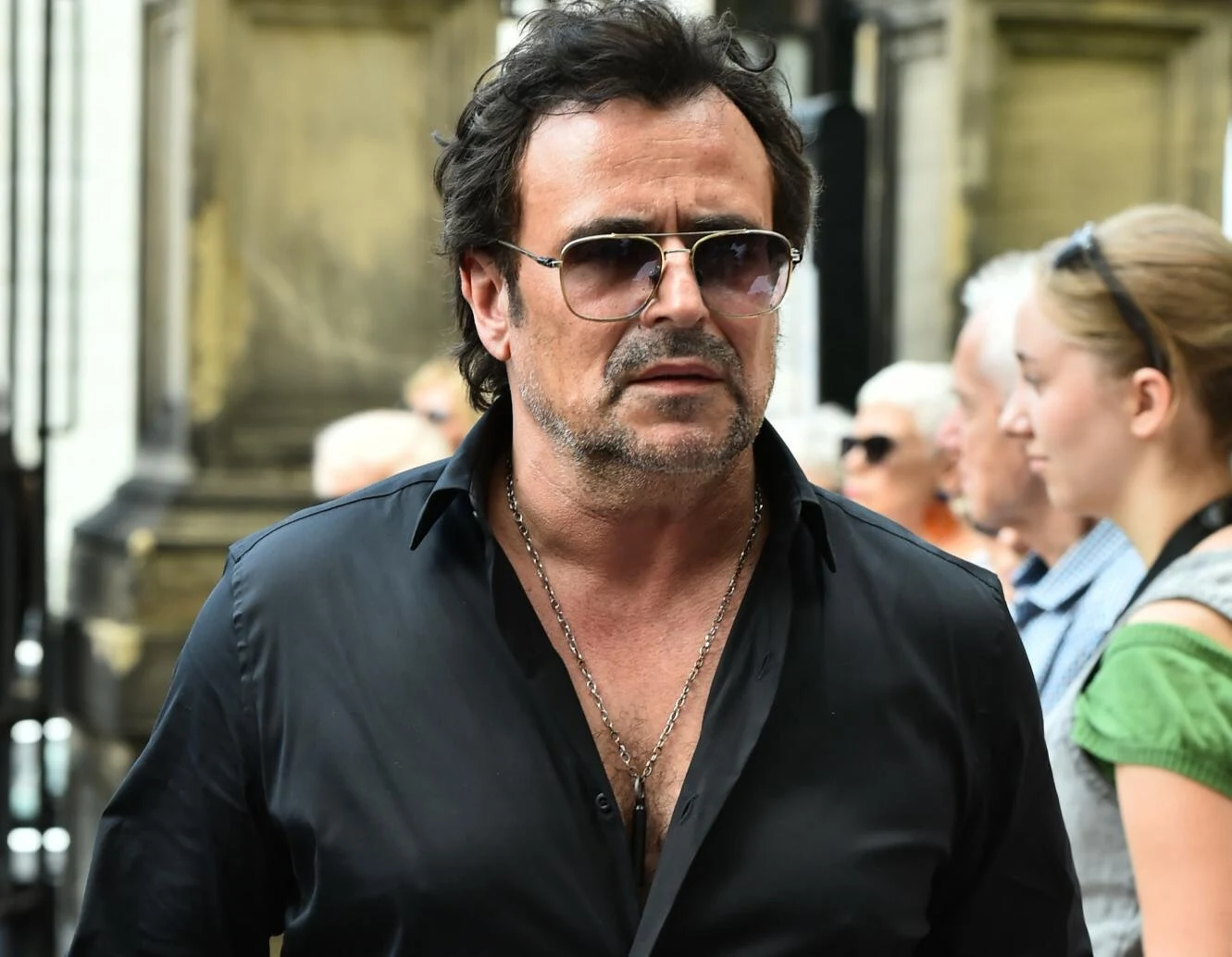 Bartosz Opania na pogrzebie Jerzego Stuhra. Bartosz Opania na pogrzebie Jerzego Stuhra.