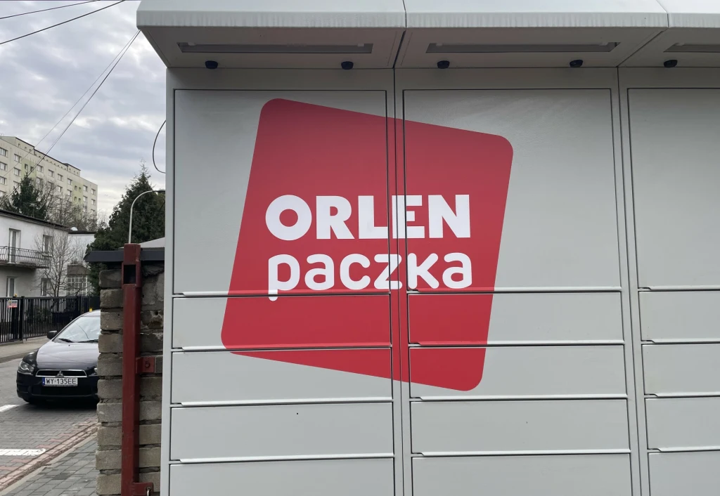 Orlen tworzy współdzieloną sieć automatów paczkowych