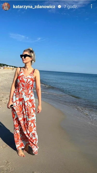 Katarzyna Zdanowicz w letniej, zwiewnej sukni 