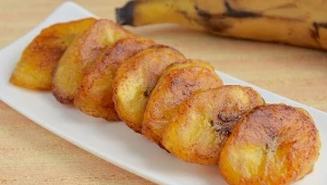 Przypomina banana, a jest znacznie zdrowszy. Miksuję i mam wyśmienity sos do placków lub racuchów