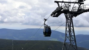 Chciał zabrać żonę z dziećmi na Śnieżkę. Ceny biletów za przejażdżkę go przeraziły