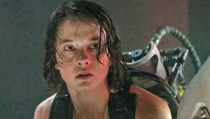 Cailee Spaeny w scenie z filmu "Obcy: Romulus"