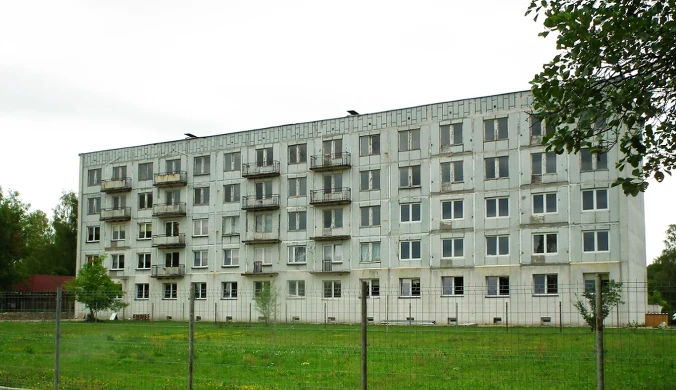 Kłomino jeden z opuszczonych budynków 