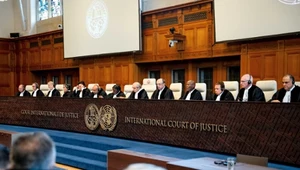 Orzeczenie 15-osobowego składu sędziowskiego zostało wydane jako niewiążąca opinia doradcza wydana na wniosek Zgromadzenia Ogólnego ONZ.