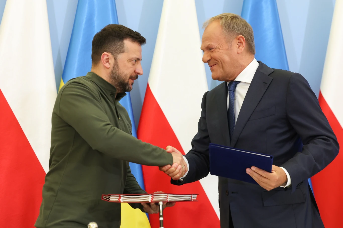 Prezydent Ukrainy Wołodymyr Zełenski napisał o decyzji dotyczącej przekazania F-16 Prezydent Ukrainy Wołodymyr Zełenski napisał o decyzji dotyczącej przekazania F-16