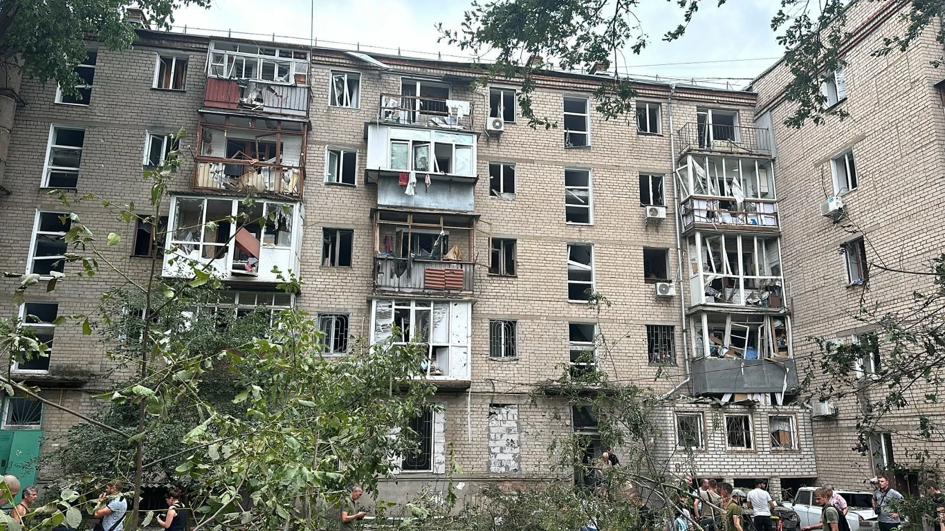 Rosjanie ostrzelali dzielnicę mieszkalną w Mikołajowie, na południu Ukrainy Rosjanie ostrzelali dzielnicę mieszkalną w Mikołajowie, na południu Ukrainy