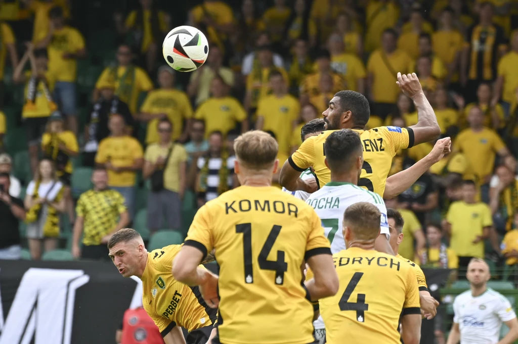 Piłkarze GKS-u Katowice zagrali w najwyższej klasie rozgrywkowej po 19 latach przerwy Piłkarze GKS-u Katowice zagrali w najwyższej klasie rozgrywkowej po 19 latach przerwy