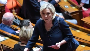 Zimny prysznic dla Le Pen. Zastosowano "haniebny manewr"