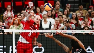 Bartosz Kurek atakuje w meczu Polska - USA