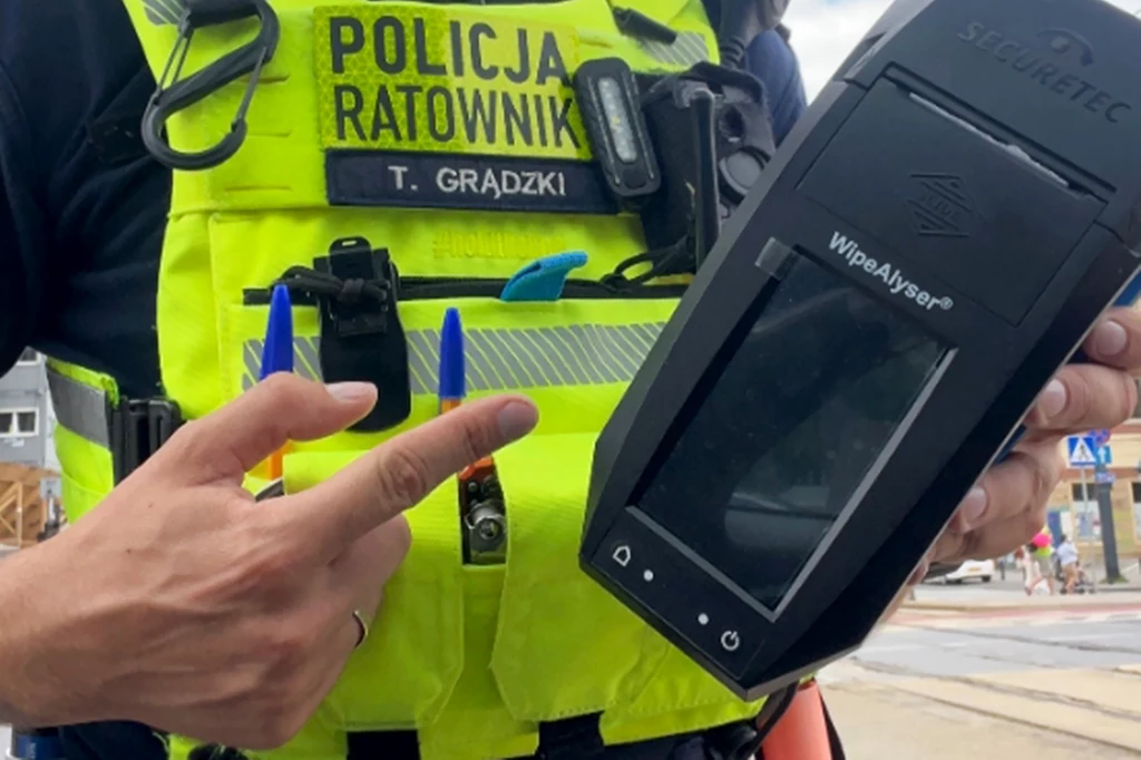 Policja ma nowe przenośne narkotesty. Działają szybko i skutecznie / Fot. strazak_w_policji @instagram 