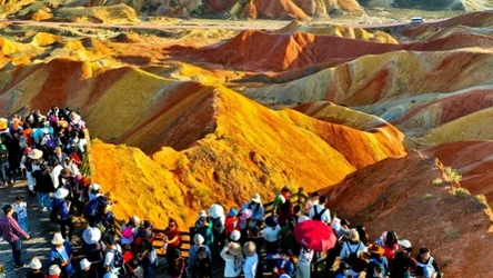 Narodowy Park Geologiczny Zhangye Danxia to najbardziej kolorowy park narodowy na świecie