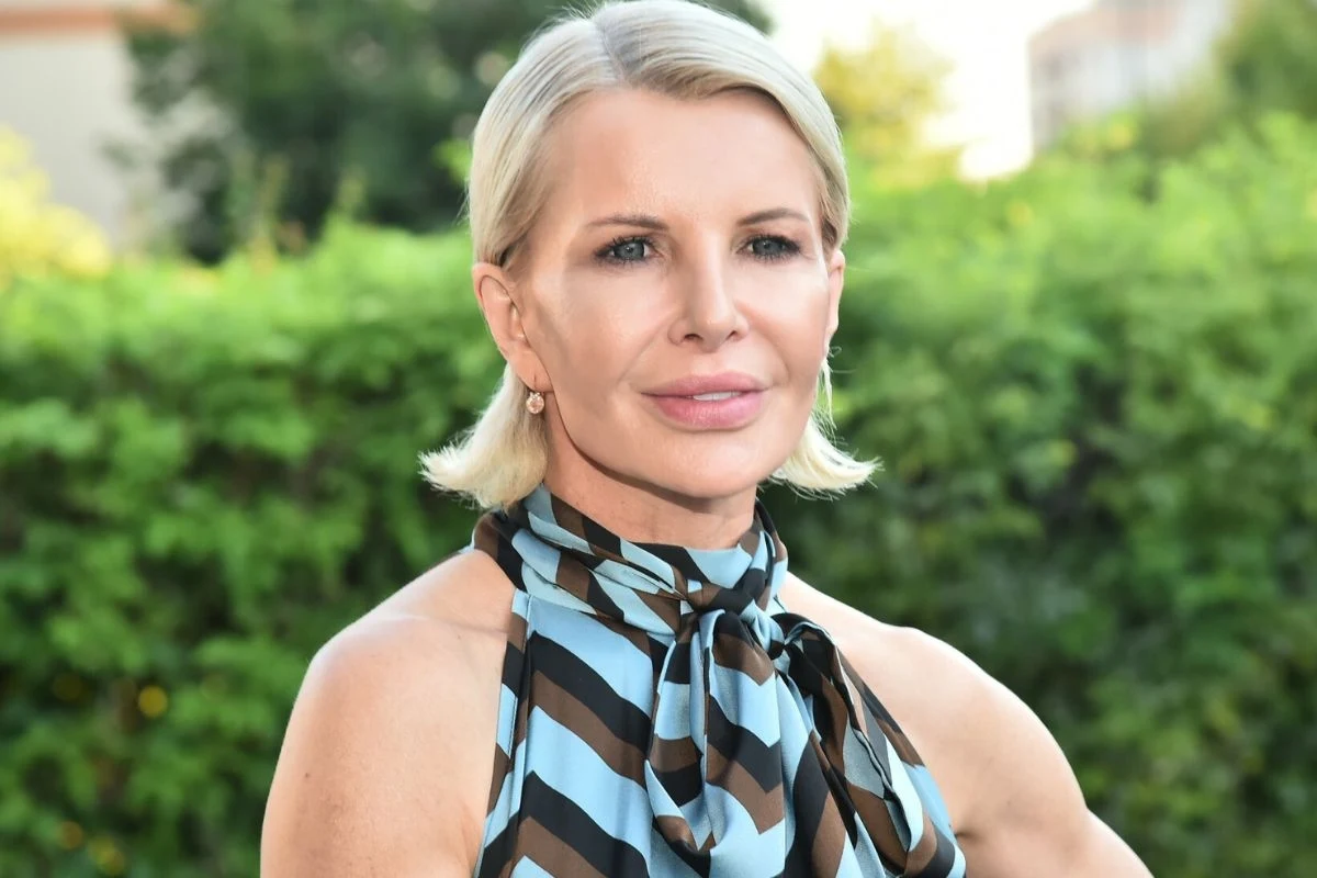 Joanna Racewicz pokochała ten fason. Dojrzałe panie pokiwają głową z uznaniem Joanna Racewicz pokochała ten fason. Dojrzałe panie pokiwają głową z uznaniem