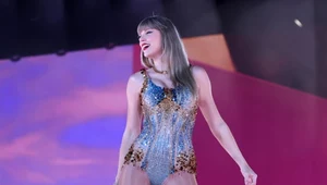 Królowa estrady, rekordów i stylu. Ewolucja garderoby Taylor Swift na przestrzeni lat 