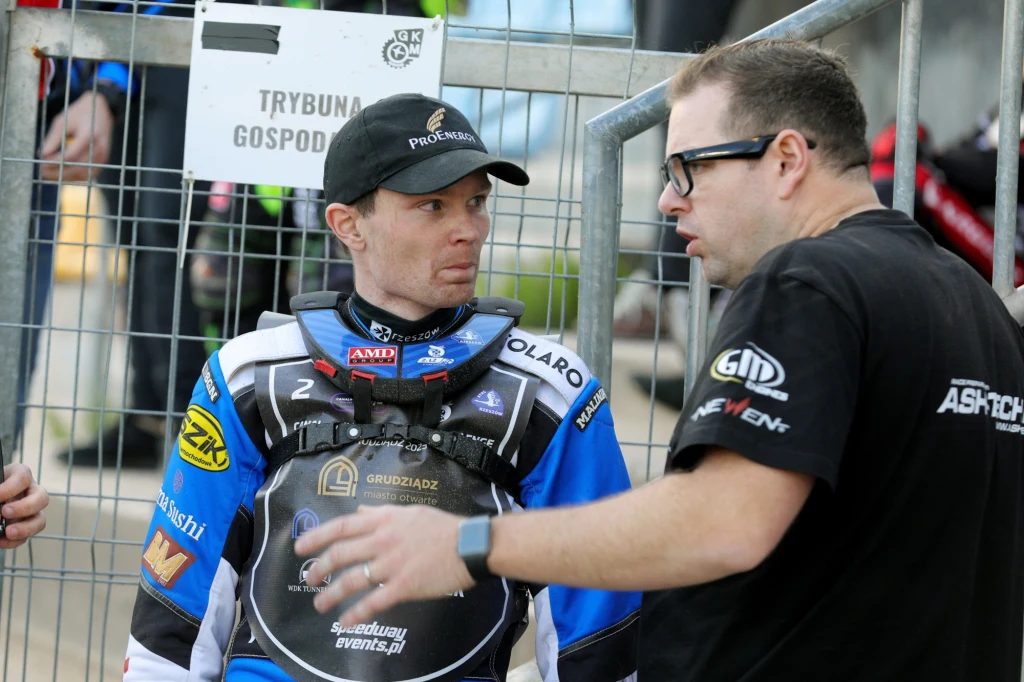 Ashley Holloway w rozmowie z Marcinem Nowakiem.