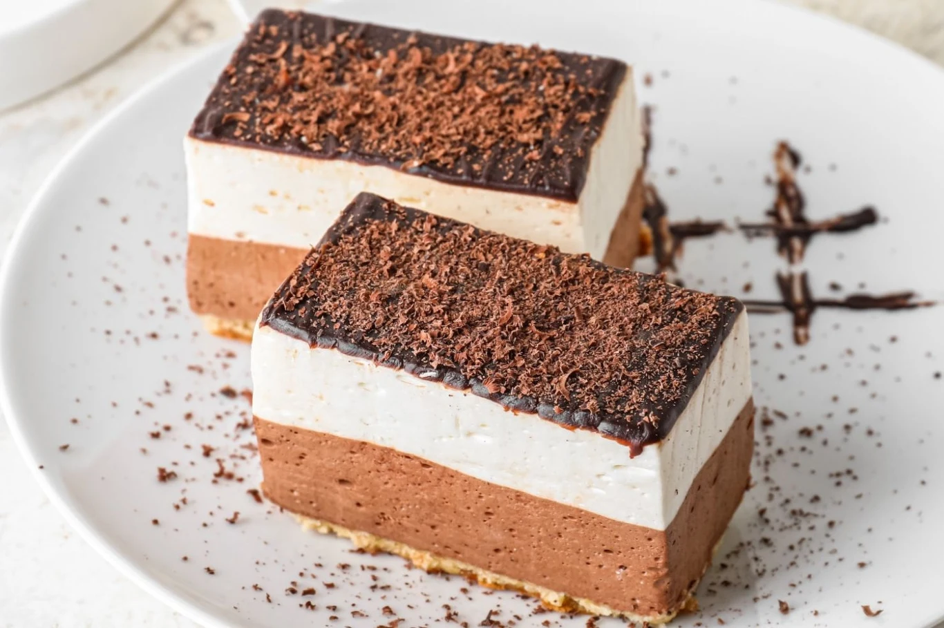 Ciasto Wróbelek to połączenie dwóch puszystych mas Ciasto Wróbelek to połączenie dwóch puszystych mas