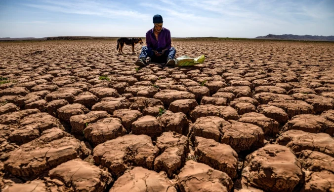 Temperatura 50 °C jest punktem krytycznym, po przekroczeniu którego normalne życie i działalność stają się niemożliwe. Mieszkańcy regionu arabskiego coraz częściej tego doświadczają