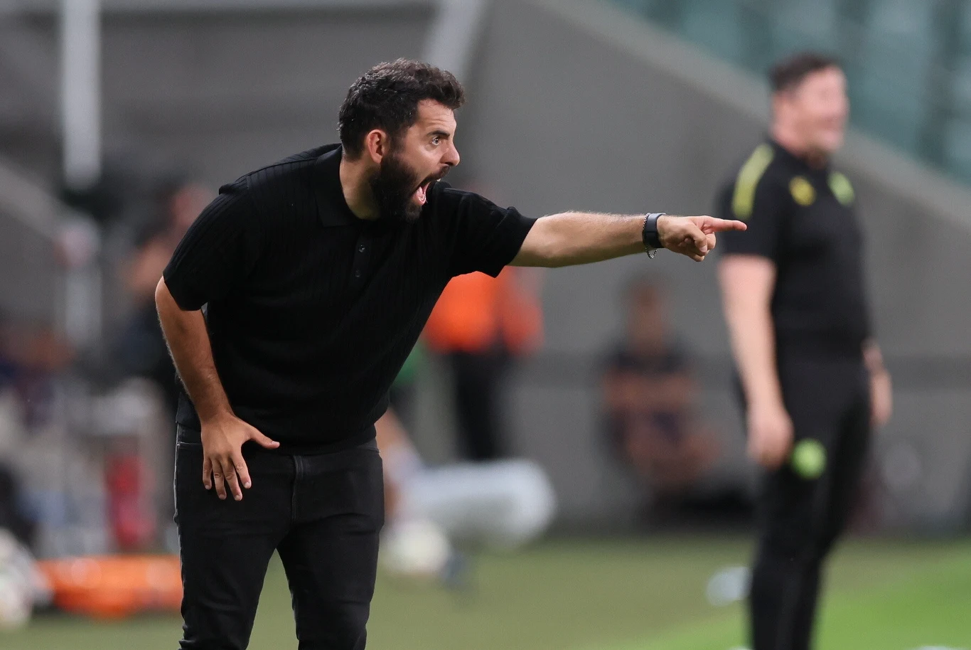 Trener zwycięzców, Goncalo Feio