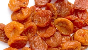 Morele w wersji suszonej mają o wiele więcej magnezu, niż świeże owoce. Warto je jeść przez cały rok