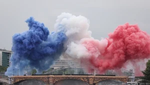 To widowisko przejdzie do historii. Niesamowite wydarzenia w Paryżu