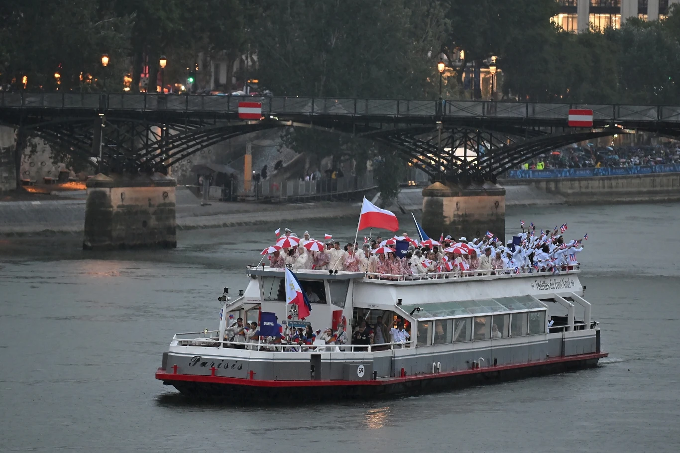 Reprezentacja Polski podczas ceremonii otwarcia igrzysk w Paryżu
