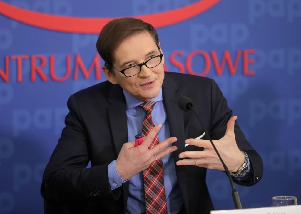 Zawieszenie Przemysława Babiarza przez TVP wywołało ogromne poruszenie Zawieszenie Przemysława Babiarza przez TVP wywołało ogromne poruszenie