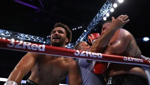 Sędzia przerywa walkę Mariusza Wacha z Mosesem Itaumą, 27.07.2024 r.