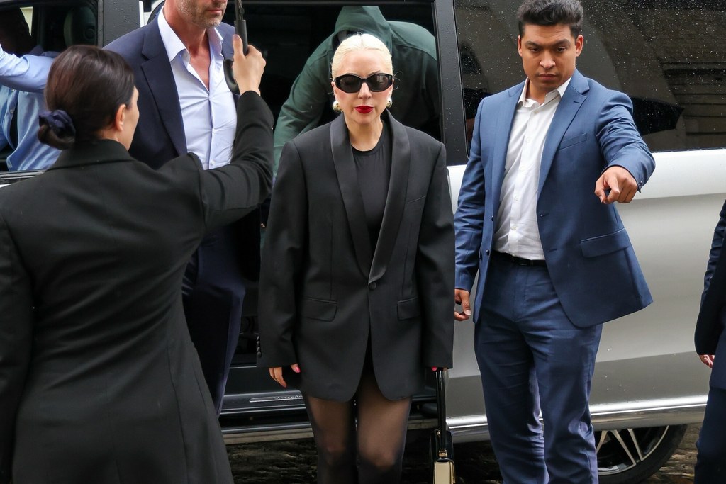 Lady Gaga ruszyła na ekskluzywne zakupki w Paryżu