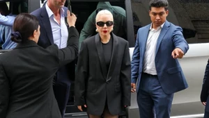 Lady Gaga zachwyca w Paryżu. Bez żenady robi luksusowe zakupy 