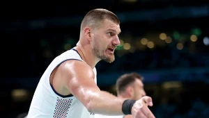 Nikola Jokić i jego koledzy z kadry Serbii dobrze zaczęli mecz z USA na IO 2024, ale potem... nastąpiła zupełna zmiana obrazu gry