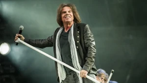 Joey Tempest (Europe) podczas Warsaw Rocks w 2024 na PGE Narodowym