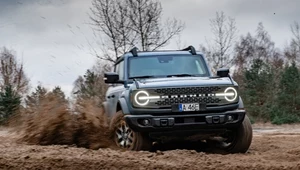 Ford Bronco to terenówka nadzwyczajna. Grymas na twarzy wywołuje tylko cena