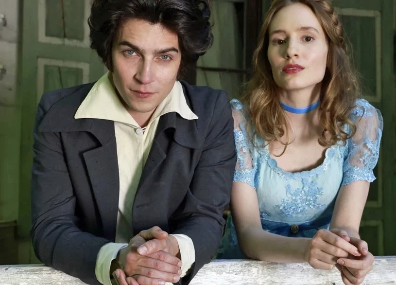 Nikodem Rozbicki i Aleksandra Piotrowska na planie filmu "Niepewność. Zakochany Mickiewicz" Nikodem Rozbicki i Aleksandra Piotrowska na planie filmu "Niepewność. Zakochany Mickiewicz"