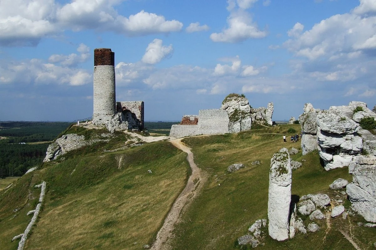 Zamek w Olsztynie k. Częstochowy Zamek w Olsztynie k. Częstochowy