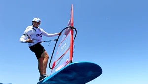 Polski wicemistrz świata wziął kurs na olimpijski medal. Zaczęło wiać, są efekty