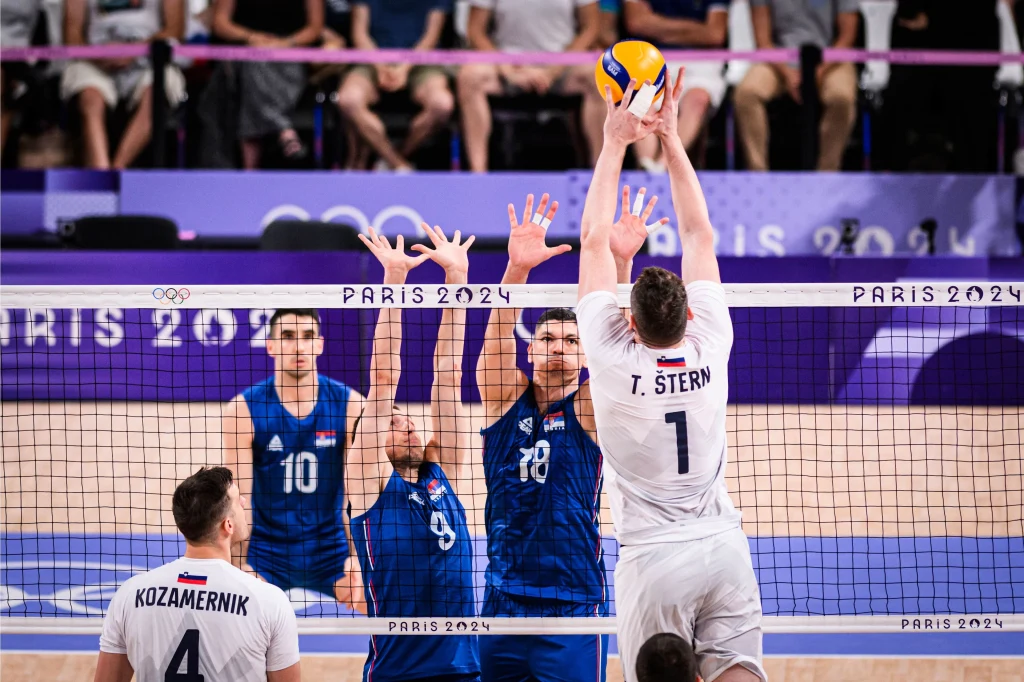 Toncek Stern kontra serbski blok Toncek Stern kontra serbski blok