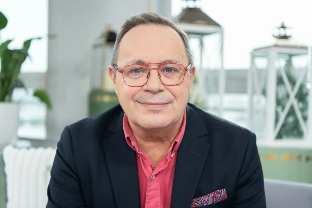 Aleksandra Przegalińska poprowadziła "Szkło kontaktowe" w duecie z doświadczonym Tomaszem Sianeckim Aleksandra Przegalińska poprowadziła "Szkło kontaktowe" w duecie z doświadczonym Tomaszem Sianeckim