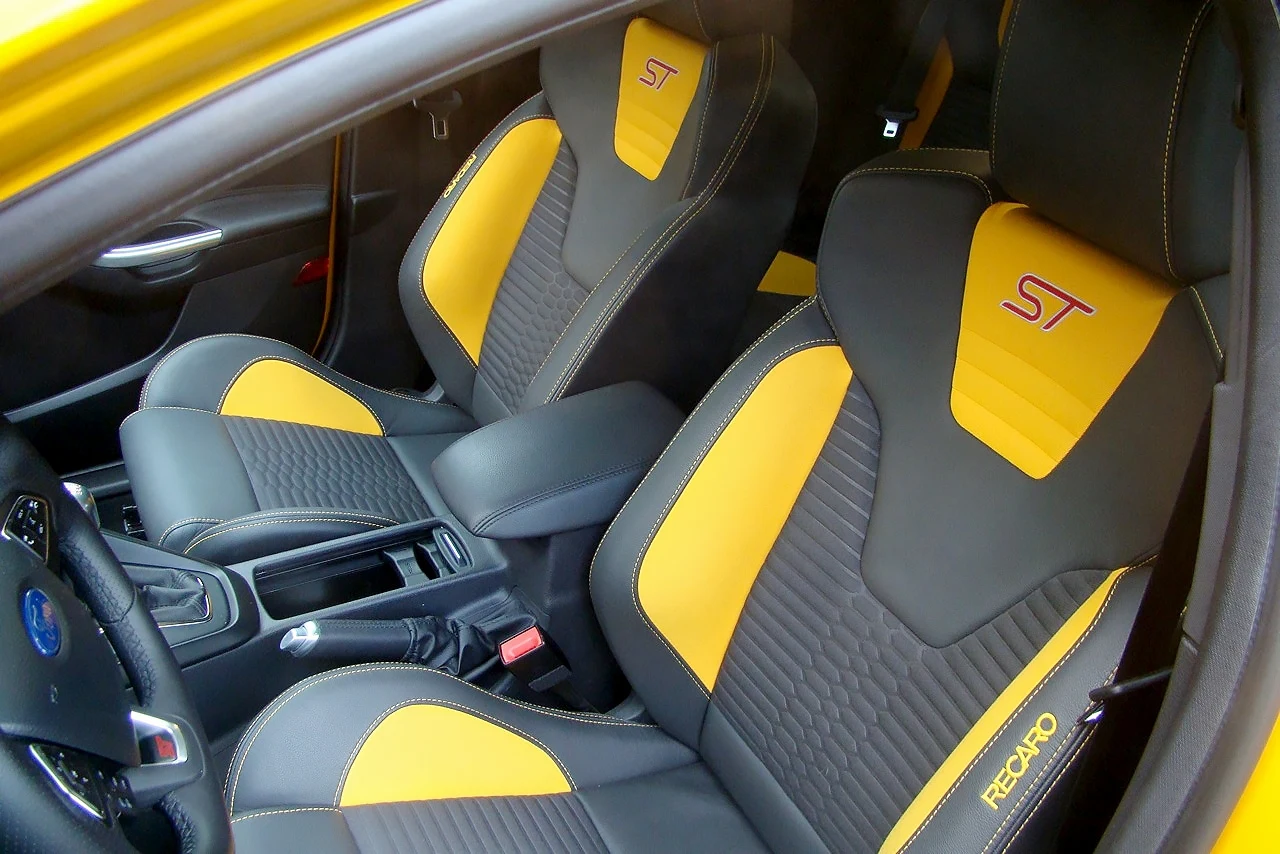 Recaro dostarczało fotele do wielu sportowych marek - m.in. do Forda Focusa ST 