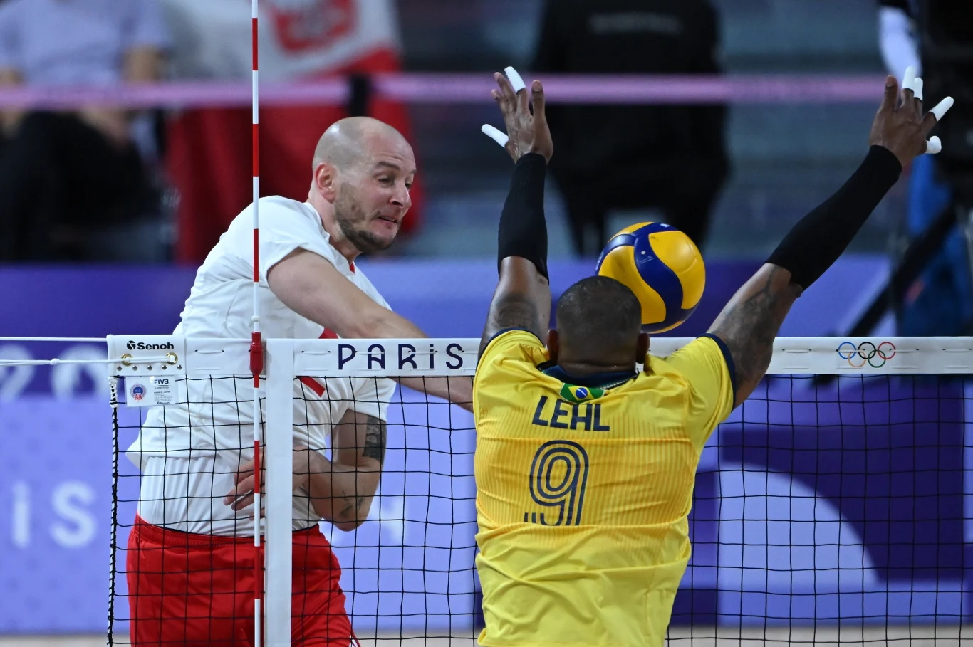 Bartosz Kurek w trakcie meczu z Brazylią męczył się z blokiem rywali