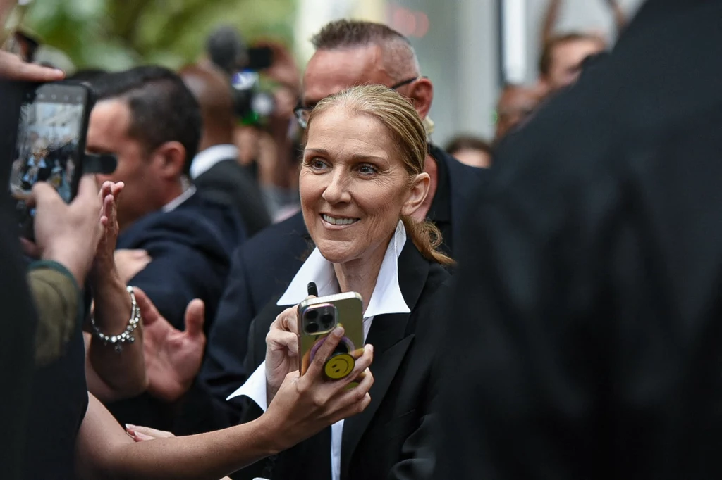 Celine Dion zachwyciła eleganckimi stylizacjami w Paryżu