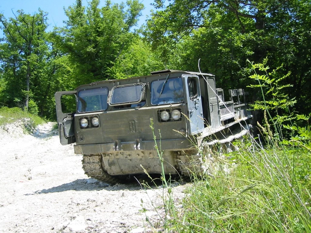 Rosjanie przywracają do służby kolejne ATS-59G i BTS-4