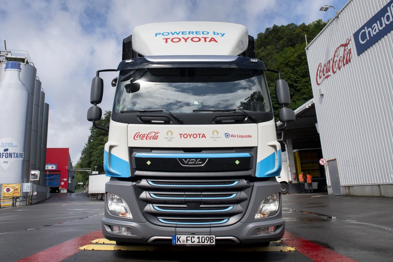 Ciężarówka testowana przez Toyotę wyposażona jest w wodorowe ogniwa paliwowe. Oznacza to, że jedynym efektem ubocznym wytwarzania energii jest woda.