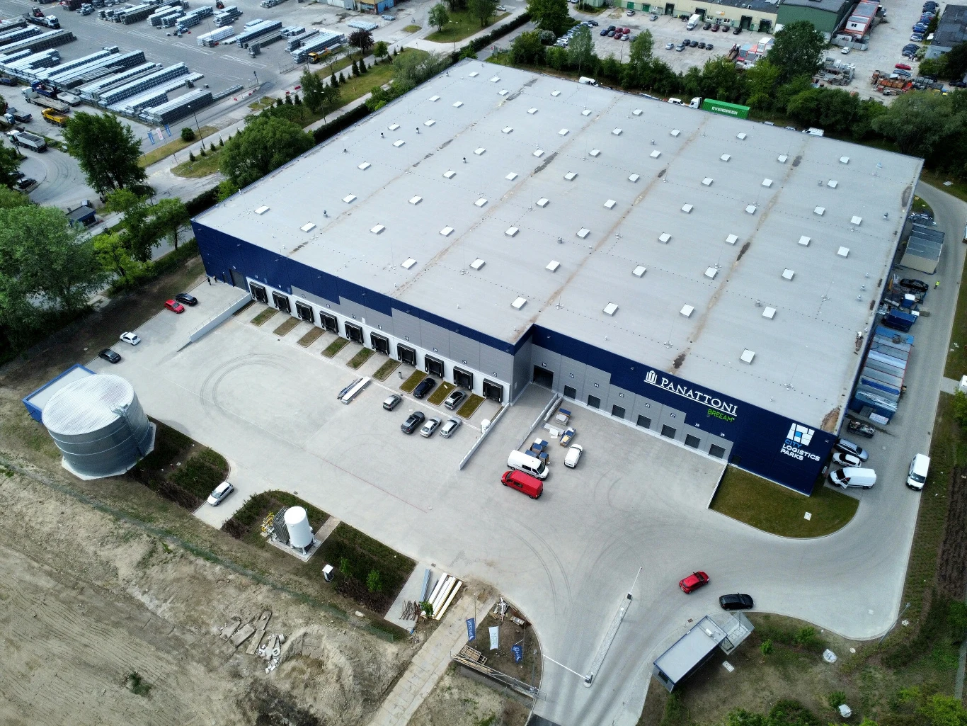 Polska odpowiada za jedną piątą transportu drogowego w UE. Na zdjęciu centrum logistyczne Polska odpowiada za jedną piątą transportu drogowego w UE. Na zdjęciu centrum logistyczne