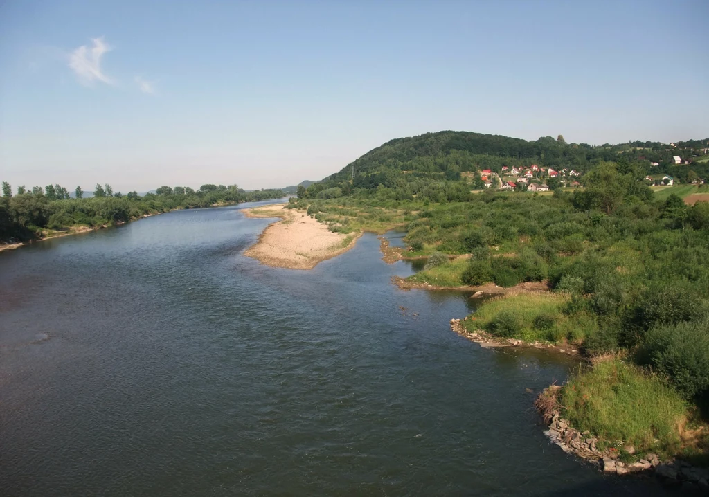 Widok Dunajca z mostu w Zakliczynie