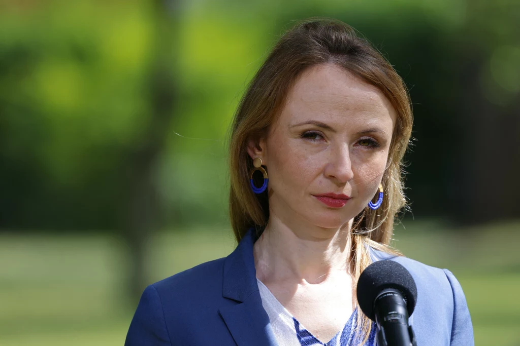 Agnieszka Dziemianowicz-Bąk, ministra rodziny, pracy i polityki społecznej
