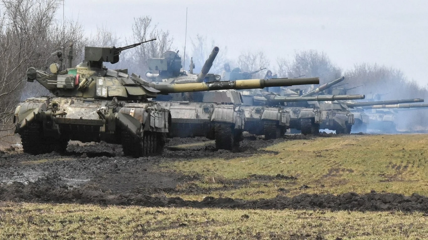 Gigantyczny szturm Rosjan. Dziesiątki zniszczonych pojazdów Gigantyczny szturm Rosjan. Dziesiątki zniszczonych pojazdów